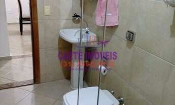 Imagem 2: EXCELENTE CASA Casa com 3 dormitórios