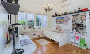 Imagem 2: Casa à venda Rua Germano Petersen Júnior, Auxiliadora - Porto Alegre