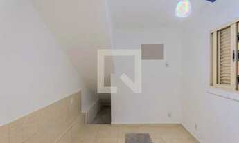 Imagem 6: Casa para Aluguel - Benfica, 2 Quartos, 70 m2