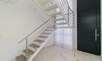 Imagem 3: Sobrado com 3 dormitórios para alugar, 206 m² por R$ 8.385,00/mês - Santo Inácio - Curitib