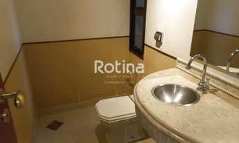 Imagem 6: Casa para aluguel, 3 quartos, 2 suítes, 3 vagas, Tabajaras - Uberlândia/MG