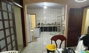 Imagem 6: Casa com quintal enorme no Brito 2