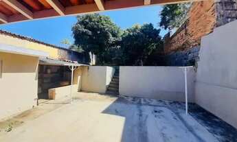 Imagem 2: Casa com 2 dormitórios à venda, 245 m² por R$ 1.200.000,00 - Centro - Vinhedo/SP