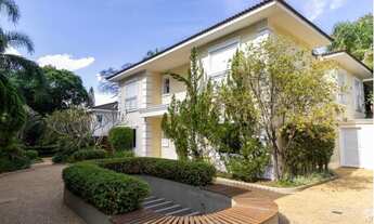 Imagem 4: Casa de condomínio luxuosa em frente ao Waldorf Rudolf Steiner