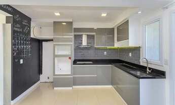 Imagem: Casa em Condomínio à venda Rua João Lauro