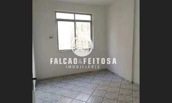 Imagem 2: Apartamento para Locação em Salvador, Costa Azul, 2 dormitórios, 1 suíte, 1 banheiro, 1 va