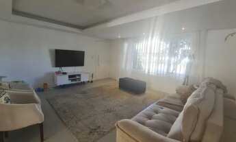 Imagem 4: Casa para aluguel anual com 4 dormitórios sendo 2 suítes