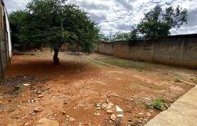 Imagem 4: Casa com 3 dormitórios para alugar por R$ 850/mês - Vila Jaiara - Anápolis/GO