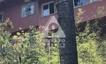 Imagem 2: Petrópolis - Linda casa de 3 quartos com quintal e churrasqueira no Saldanha Marinho