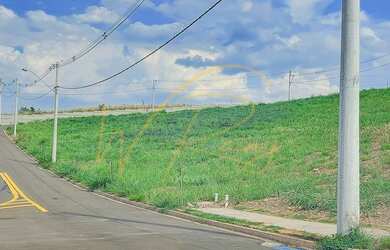 Imagem 4: Terreno em declive no Canadá por R$ 190.000,00