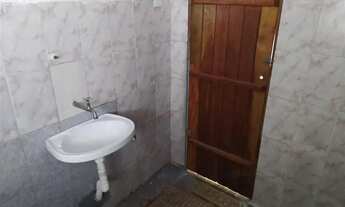 Imagem 3: CASA COM QUARTO E COZINHA