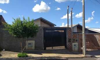 Imagem: Aluga-se casa com 2 quartos no Bairro Santo
