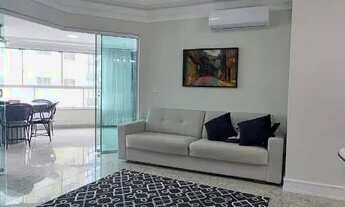 Imagem 2: Lindo apartamento mobiliado em Balneário Camboriú com reta para o mar