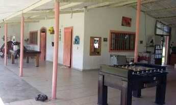 Imagem: Chácara com 7.000m², possui 09 quartos