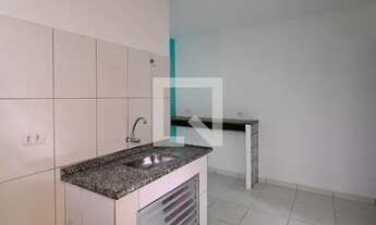 Imagem 2: Casa para Aluguel - Bosque da Saúde, 1 Quarto, 35 m2