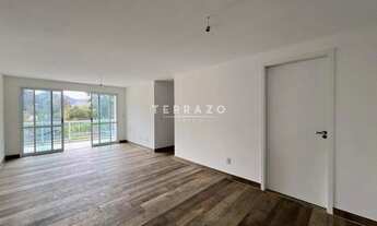 Imagem 2: Apartamento à venda, 2 quartos, 1 suíte, 1 vaga, Pimenteiras - Teresópolis/RJ