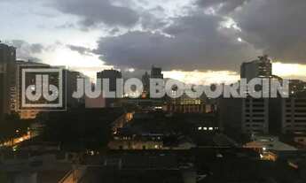 Imagem 1: Apartamento Mobiliado / Residencial / Centro