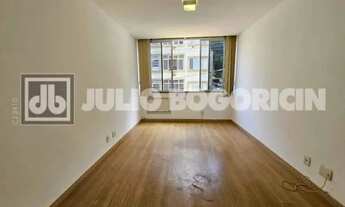 Imagem: Botafogo! Rua silenciosa, apartamento com