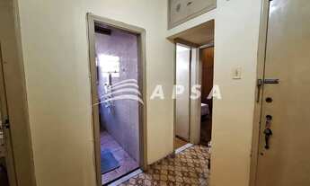 Imagem 11: NO CORAÇÃO VIBRANTE DO CENTRO DO RIO, ESTE CHARMOSO APARTAMENTO MOBILIADO PARA ALUGUEL É A