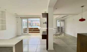 Imagem 2: Cobertura com piscina, churrasqueira, sauna, 3 quartos (suíte), dependência e 2 vagas à ve