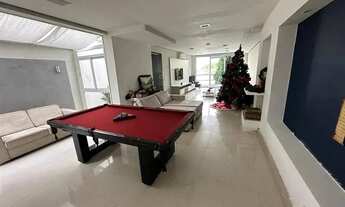 Imagem 4: Lindo Sobrado com 335 m², 3 suítes e 4 vagas