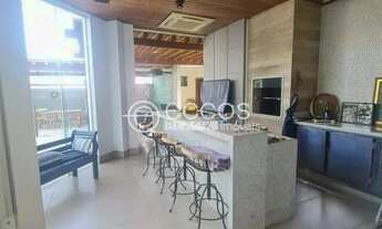 Imagem: Casa em condomínio para aluguel, 5 quartos