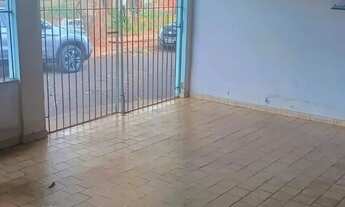 Imagem: CASA SETOR UNIÃO FRENTE PRAÇA 3 QUARTOS