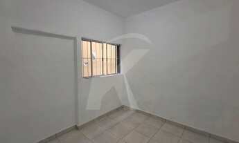 Imagem 3: Casa com 2 quartos, sala, cozinha, banheiro e área de serviço