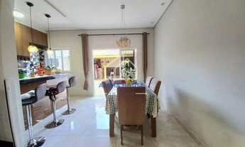 Imagem 4: Sobrado à venda, 3 dormitórios sendo 1 suíte - Flamboyant, Pindamonhangaba, SP