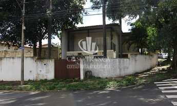 Imagem 3: Imóvel comercial para venda tem 287 metros quadrados com 4 quartos