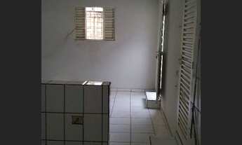 Imagem 2: Casa fundos kitnet.. centro Lídice