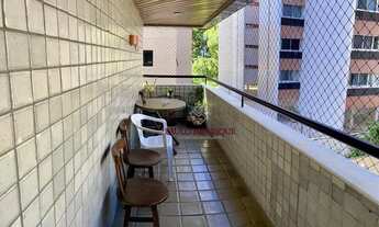 Imagem 4: Apartamento na Ponta Verde com 3 dormitórios sendo uma suíte - 140m²