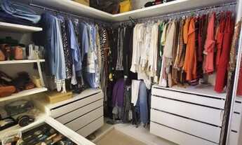 Imagem 2: Apartamento com 130m2 - 3/4 sendo 1 suite + Dependencia completa de empregada, 2 vagas de