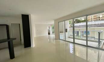 Imagem 2: Apartamento à venda, 4 dormitórios sendo 2 Suítes e 2 Demi Suítes, 4 vaga, centro Florianó