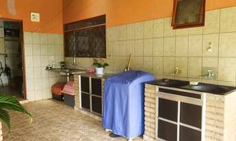 Imagem 6: Chácara para venda tem casa de 250 m² com 4 quartos, com área de 800m² na Estância Suiça