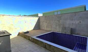 Imagem 1: Casa com piscina lado praia