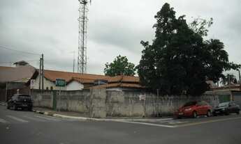 Imagem 6: Ótimo terreno com 3 casas