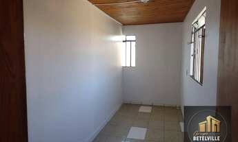 Imagem 3: Sobrado parte superior contendo 2 quartos para alugar por R$ 1.100/mês - Capão da Imbuia