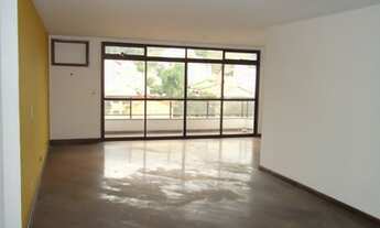 Imagem 7: Excelente 4qtos com 2 vgs, planta única no Centro de SG em Rua Tranquila