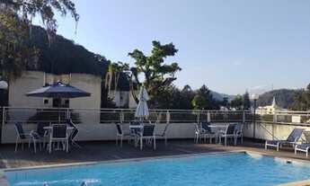 Imagem 6: Oportunidade em Corrêas - Excelente Apartamento de 2 quartos com vaga no Prado