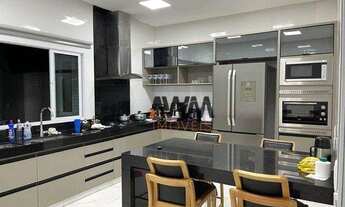 Imagem 4: Sobrado com 3 Suítes à venda, 235 m² por R$ 2.350.000 - Residencial Goiânia Golfe Clube