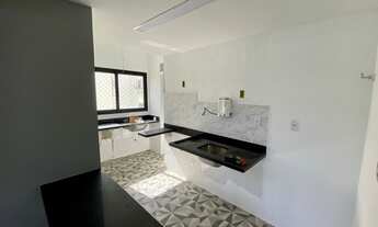 Imagem 5: Apartamento 2/4, suíte, sala ampliada, andar alto, Costa Azul