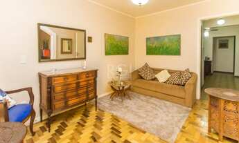 Imagem: Porto Alegre - Casa Padrão - Jardim Botânico