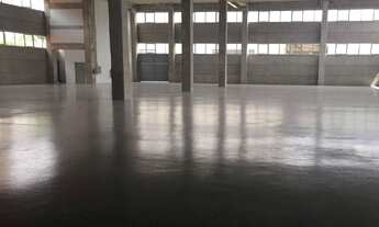 Imagem 2: Galpão/Depósito/Armazém para aluguel e venda possui 4240 metros quadrados