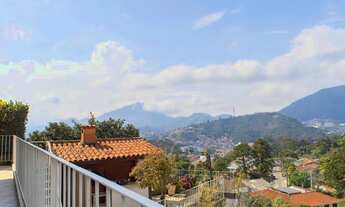 Imagem 4: Casa em localização privilegiada no bairro Iúcas