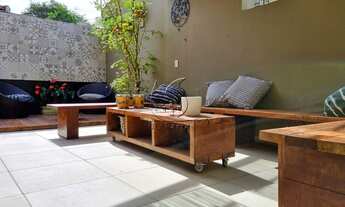 Imagem 7: Casa em condomínio com 4 quartos e 2 vagas para venda