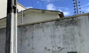 Imagem: Casas juntas em terreno 11x22 mts no Cristo