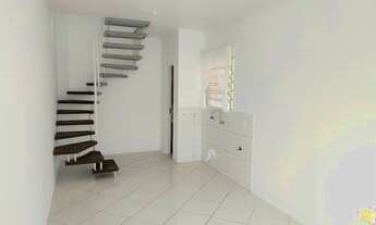 Imagem 2: Sobrado Geminado Anual bem localizado