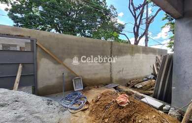 Imagem 6: Casa Geminada para Venda em Contagem, Alvorada, 3 dormitórios, 1 suíte, 2 banheiros, 2 vag