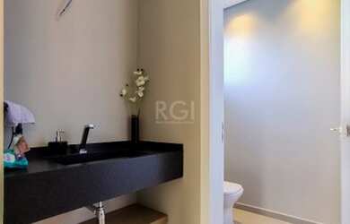 Imagem 7: Porto Alegre - Casa Padrão - Alphaville